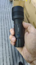 Load image into Gallery viewer, Dive Lights Super Diving Flashlight, IPX8 Waterproof Flashlight Underwater Lights, Dive Torch Snorkeling Light for Night Diving